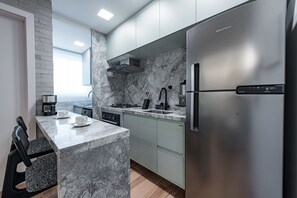 Fridge, microwave, oven, coffee/tea maker
