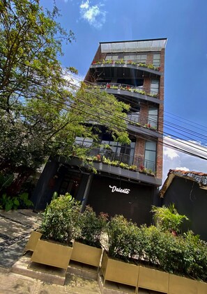 Fachada de la propiedad