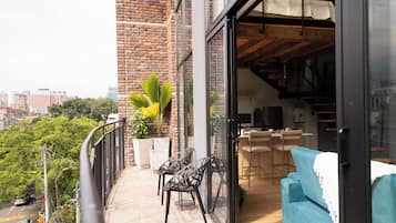 Deluxe Apartment, City View | Terrace/patio