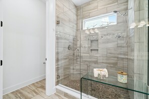 Casa | Baño | Amenidades de baño gratuitas, secadora de cabello, toallas, jabón 