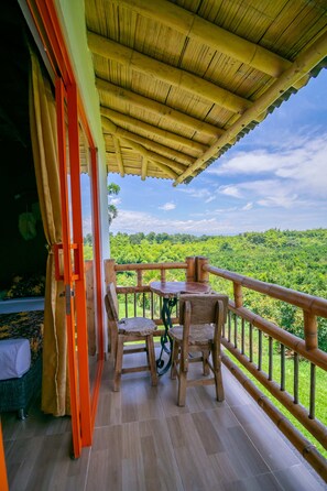 Triple Room | Minibar, free WiFi, bed sheets - Hotel Campestre La Aldea (Montenegro)