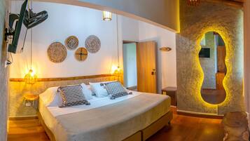 Minibar, wifi gratis y ropa de cama