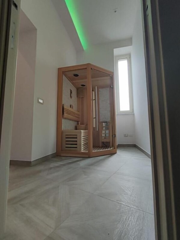 Interior - Twin Towers Naples Luxury  (Naples)