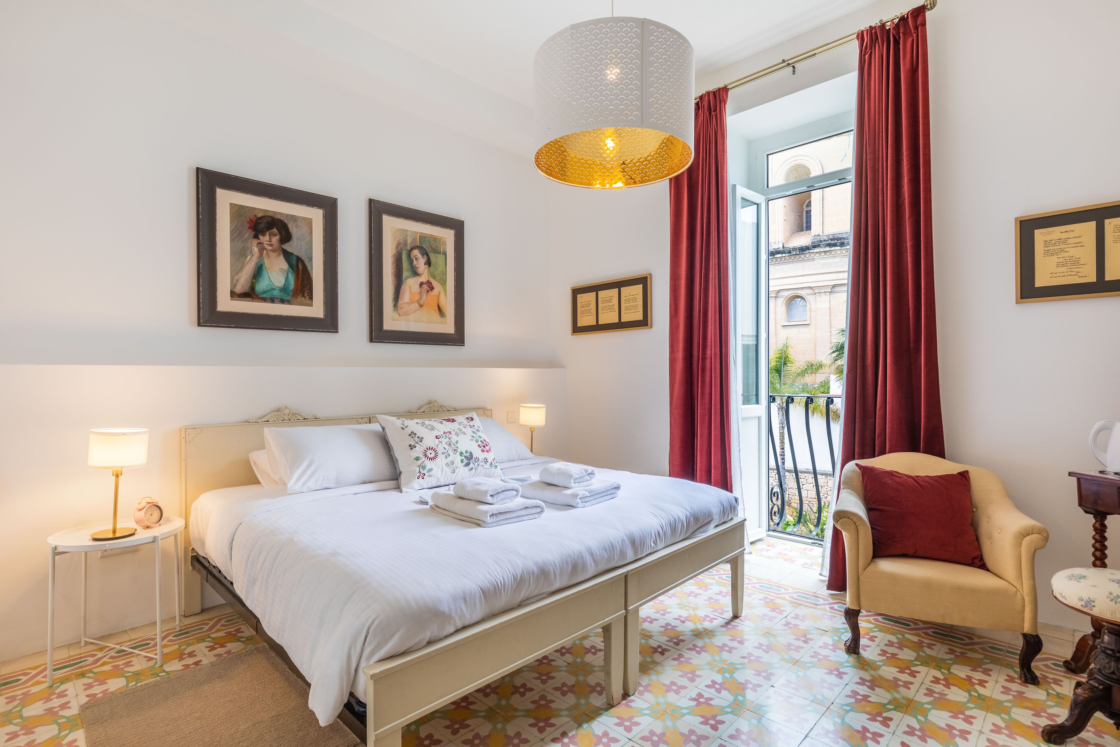 Deluxe-Doppel- oder -Zweibettzimmer | Bettwäsche aus ägyptischer Baumwolle, hochwertige Bettwaren, Minibar