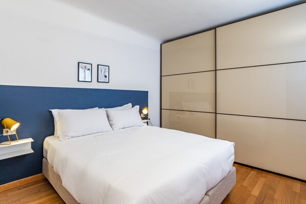 1 bedroom, iron/ironing board, free WiFi