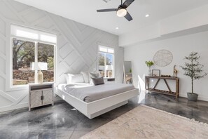 4 soverom, strykejern/-brett, wi-fi (inkludert) og sengetøy