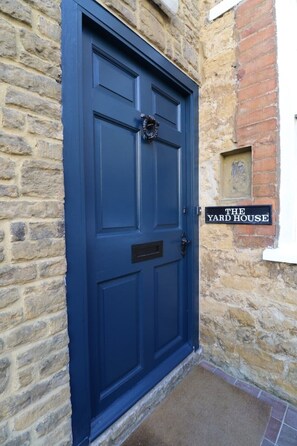 Exterior detail - Yard House Cottage 1  (Sherborne)