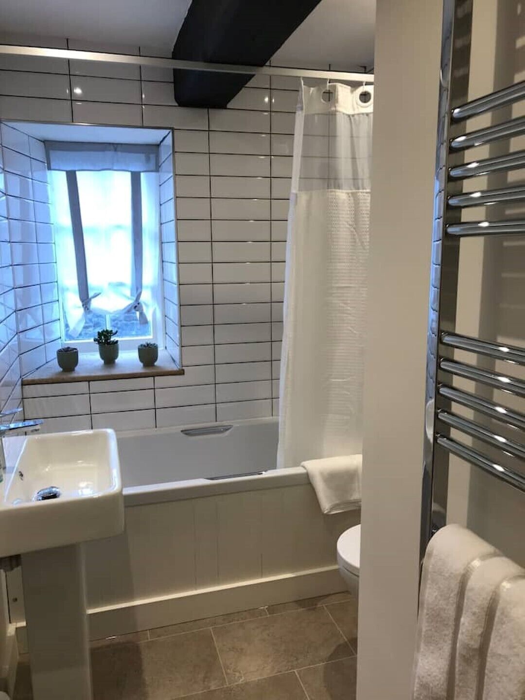 Shower, free toiletries, hair dryer, towels