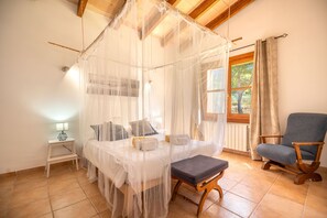 3 soverom, strykejern/-brett, wi-fi (inkludert) og sengetøy