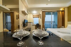 Room - Cozy studio in central Jakarta, SCBD (Daerah Khusus Ibukota Jakarta)