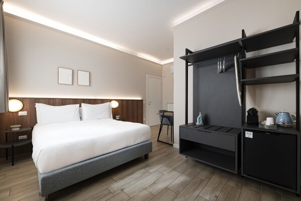 1 slaapkamer, een bureau, wifi