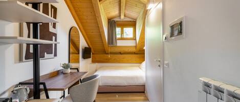 1 sovrum, skrivbord och wi-fi