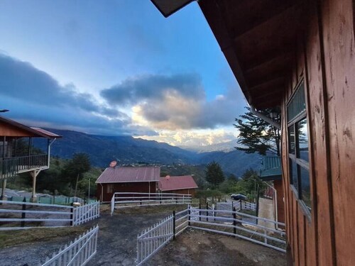 Cabaña Mariposa Cometa – Living IN THE clouds!
