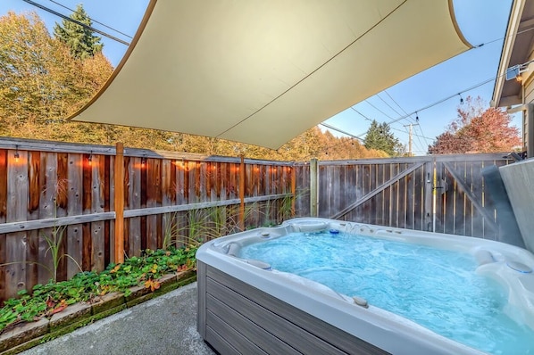 Bain à remous extérieur