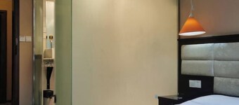 Sanbao Ruixiang Business Hotel