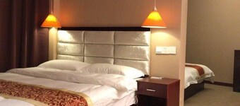 Sanbao Ruixiang Business Hotel