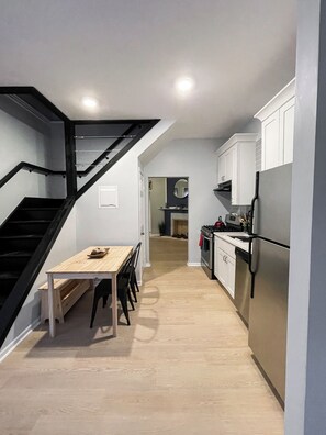 Interior - Spacious Victorian Loft (New Haven)