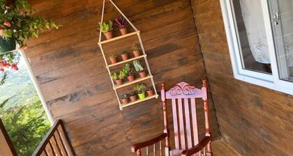 Cabaña Aurora Cozy Cabin With an Amazing View!