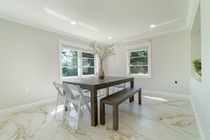 Dining - The Villa #1 (North Palm Beach)