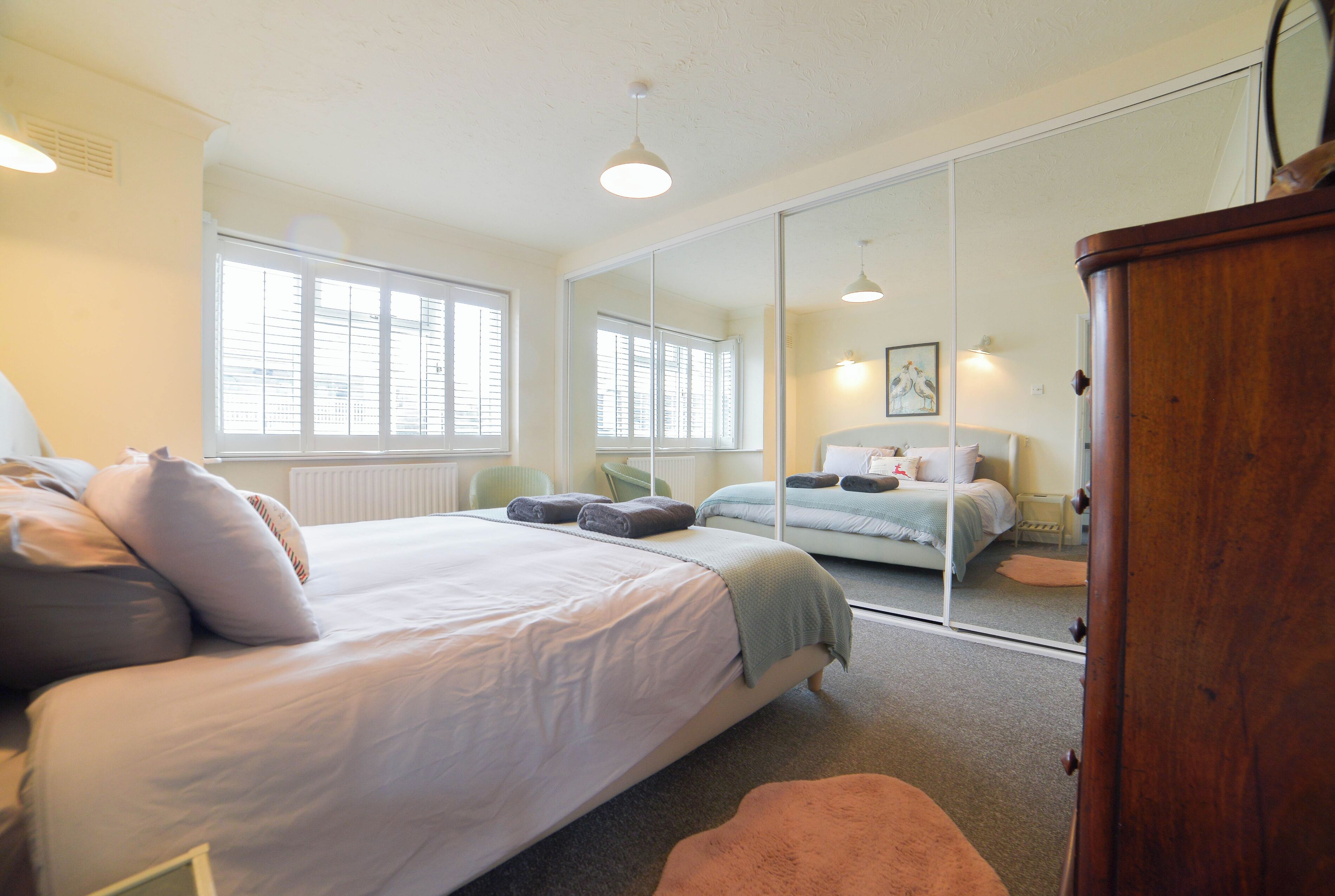 3 bedrooms, iron/ironing board, travel cot, free WiFi