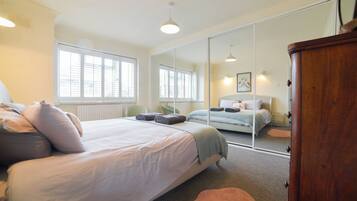 3 bedrooms, iron/ironing board, travel cot, free WiFi