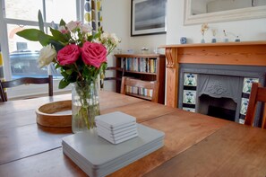 Interior - Sea Holly Cottage is a 3 bedroom house with a large enclosed garden close to town. (Whitstable)