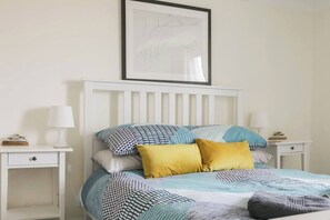 2 bedrooms, desk, iron/ironing board, travel cot