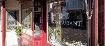 Rooftops is a centrally located two-bedroom apartment, with everything on your doorstep.