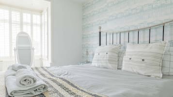 5 bedrooms, iron/ironing board, travel cot, free WiFi