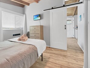 1 bedroom, iron/ironing board, travel crib, free WiFi