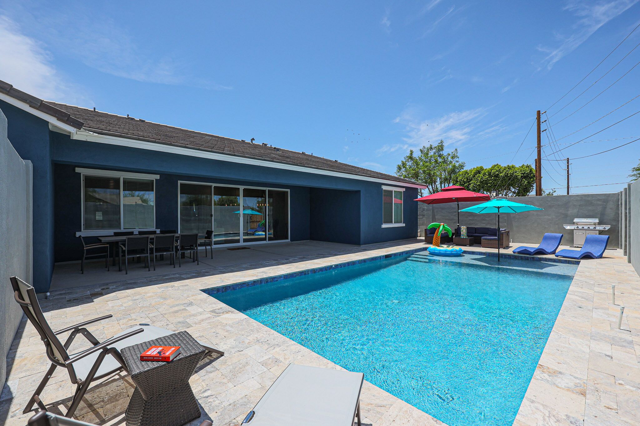 2023 Built BOUGIE Resort in Old Town-Heated LUXE Pool, 2 Posh Masters, 4Baths