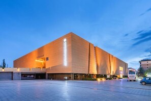 Exterior - Dun Huang Shangheyijing Hotel (Dunhuang)