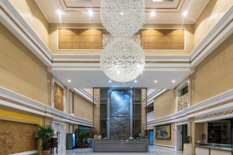 Interior. Dun Huang Shangheyijing Hotel