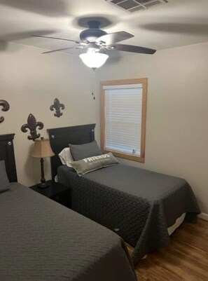 3 chambres, Wi-Fi gratuit, draps fournis