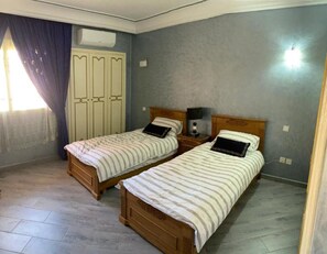 2 Schlafzimmer, Bügeleisen/Bügelbrett, kostenloses WLAN, Bettwäsche