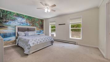 7 bedrooms, iron/ironing board, free WiFi, bed sheets