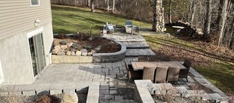 Cozy retreat w/ patio & fire pit. Close to Cayuga Lake and Cornell.