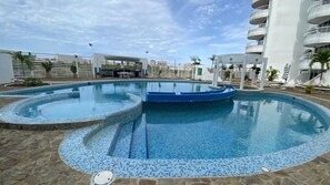 Outdoor pool - Rent Apartment Pampatar Margarita Island (Nueva Esparta)