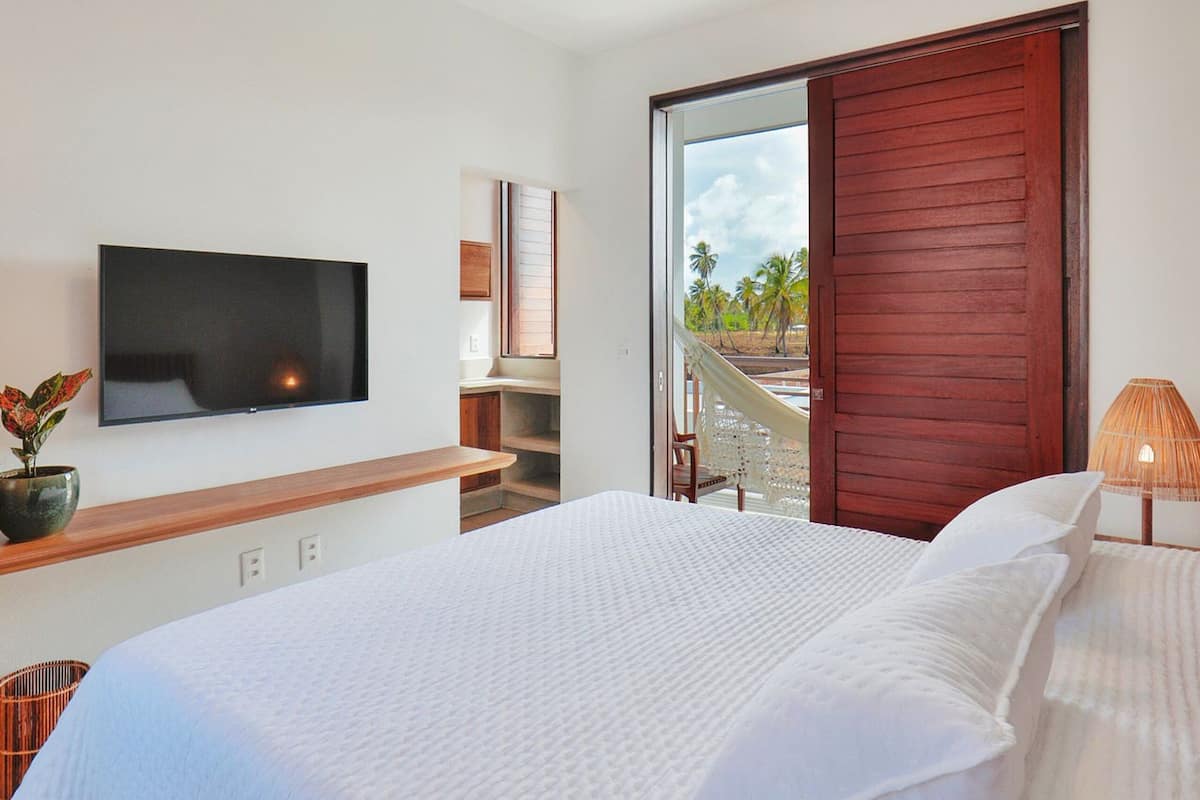 Room | Premium bedding, individually decorated, individually furnished