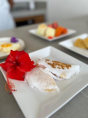 1 - Ground floor suite | Food and drink