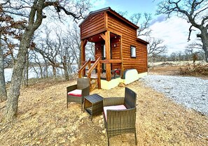 المنطقة المحيطة بالمنشأة