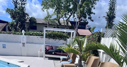 Cozy studio #5 with pool near beach VRBO