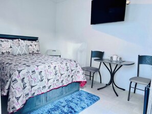 1 makuuhuone, silitysrauta/-lauta, ilmainen Wi-Fi, vuodevaatteet