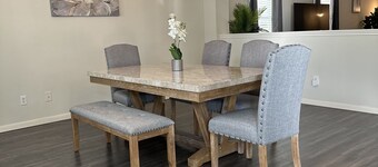 Huge Captivating Modern 5Bdr home-(The Xperience)