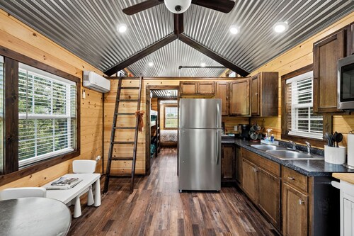 6 Tiny Town Bunk House Tiny Home Animals Fire