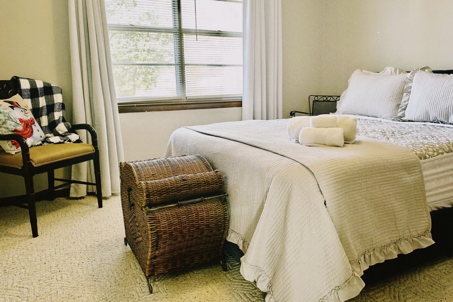 3 bedrooms, WiFi, bed sheets