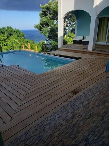 Ahh! (Pool/Ocean View Room w/ Private Bath)