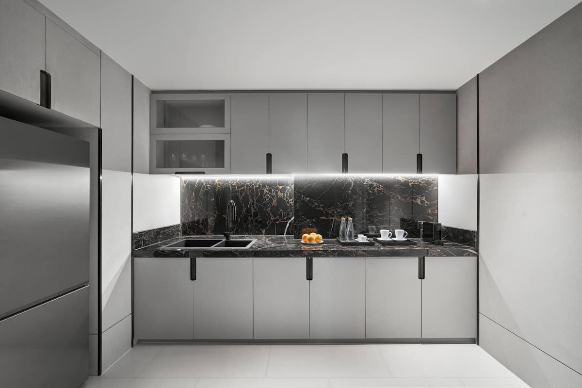 Suite, 1 King Bed, Sea View (Ma Belle) | Premium bedding, minibar, in-room safe, individually furnished