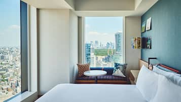 Minibar, brankas, tirai kedap cahaya, dan tempat tidur bayi gratis