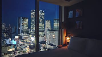 Minibar, caja de seguridad en la habitación y cortinas blackout